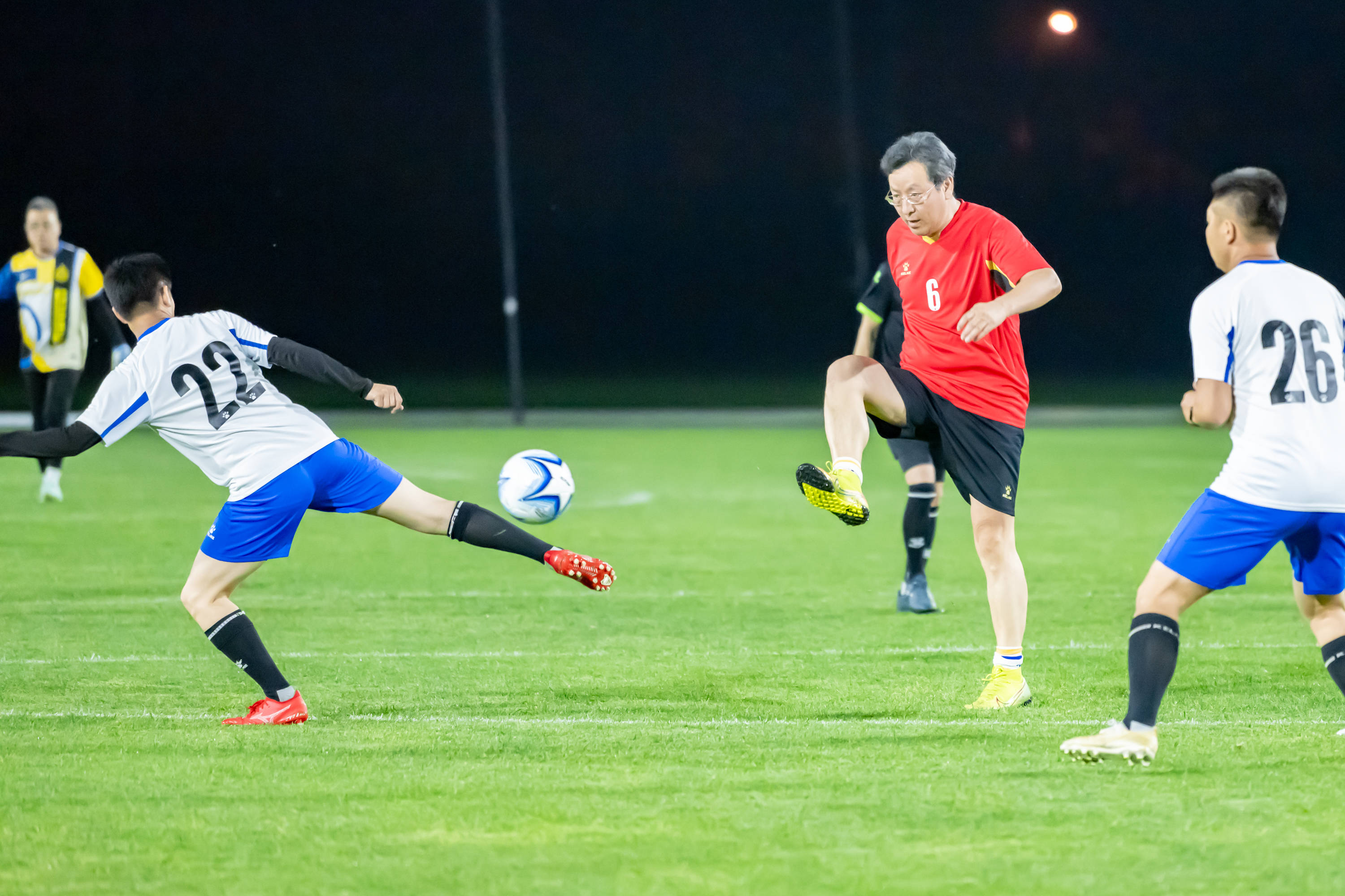 即便在场外 即便在场外