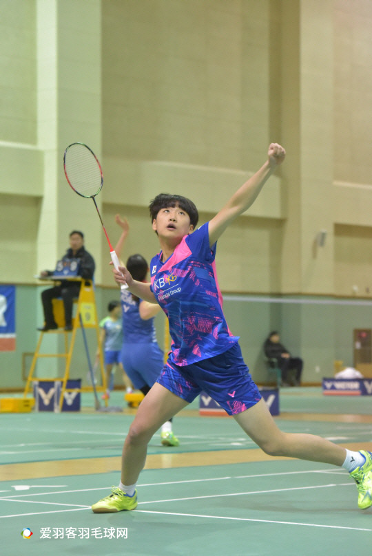 场中低买高 场中低买高