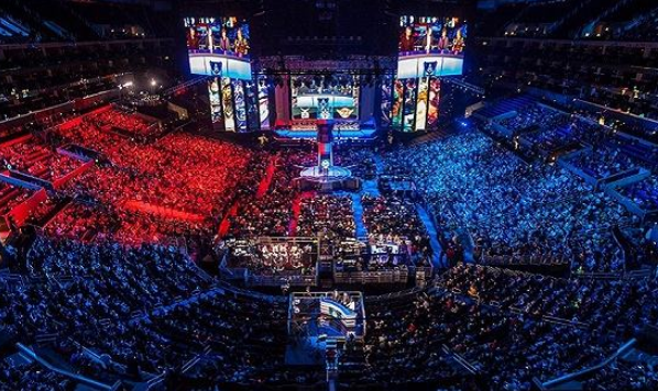 球运动员即 球运动员即